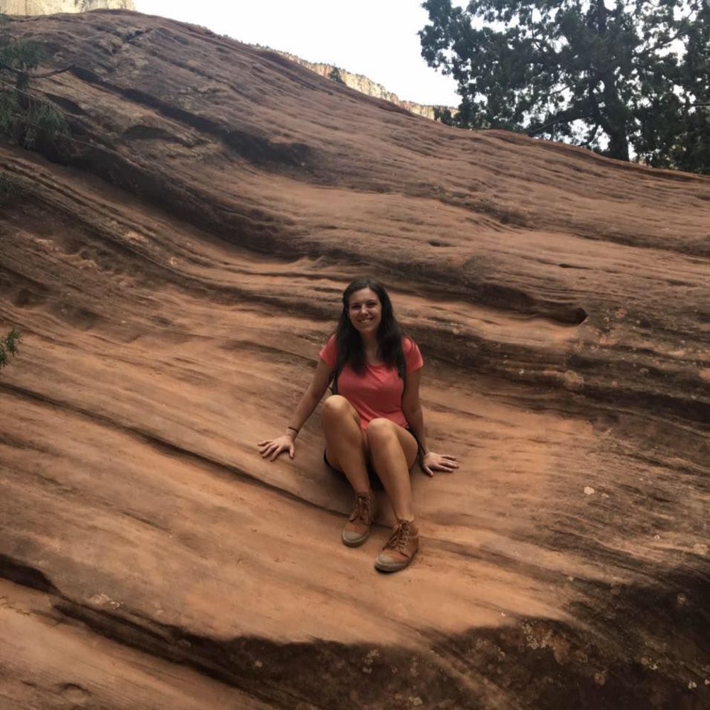 Meet your Posher, Abigail